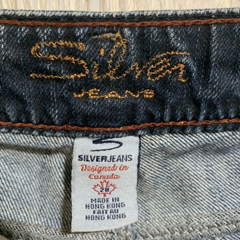 Silver Jeans Nina Denim Bermuda Shorts Snap Back Pockets Size 28 - Picture 8 of 10